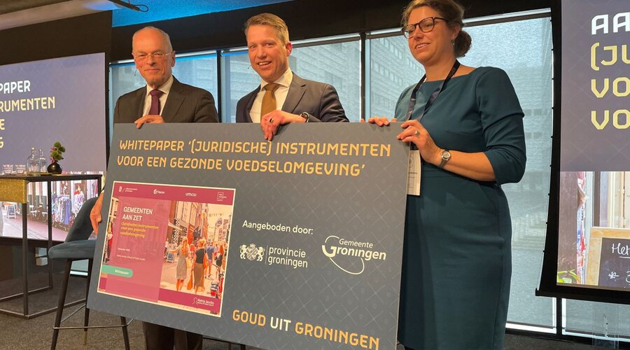 overhandiging whitepaper gug-2026.jpg